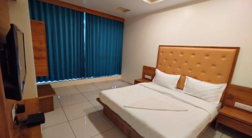 Hotel Neelkamal in Anand