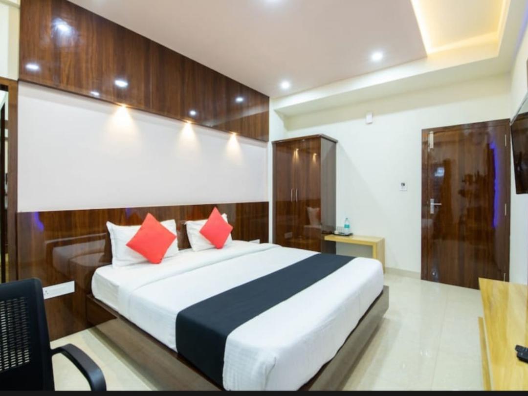 Royal Blue Meridian Inn in Bangalore