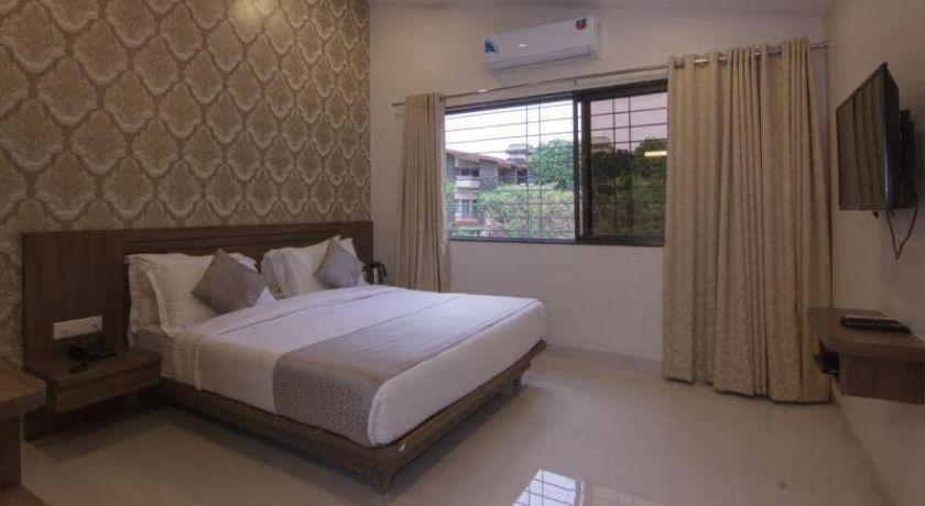 Sunshine Resort in Lonavala