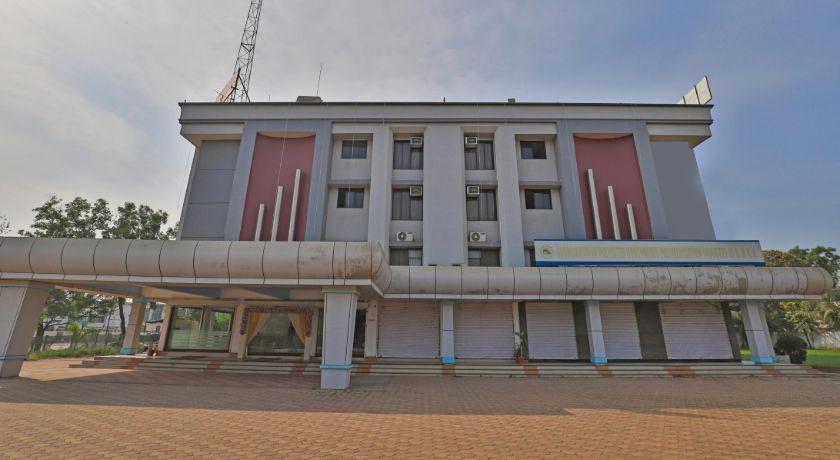 Hotel Utkarsh in Daman