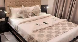 Hotel Galaxy Inn in Navi Mumbai