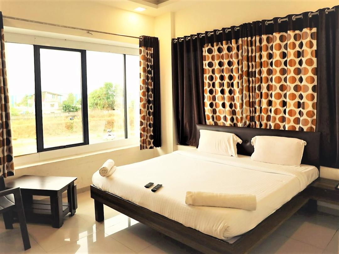 Hotel Krushna Express Inn in Bhiwandi