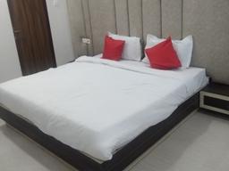 Hotel Crown Plaza Malviya Nagar in Jaipur