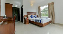 Hotel Centre Point in Kochi