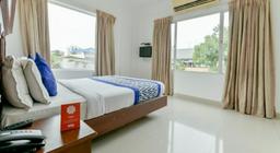 Hotel Centre Point in Kochi