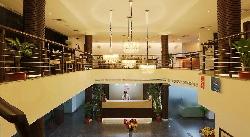Hotel Arch Plaza in Delhi