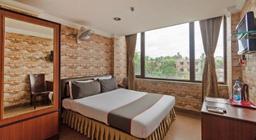 Hotel Raj Palace in Kolkata