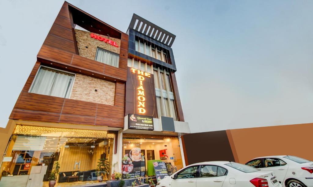 Hotel Diamond in Zirakpur