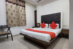 Hotel Saffron Inn in Delhi