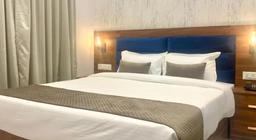 Hotel Mumbai House - Near CHL Hospital in Indore