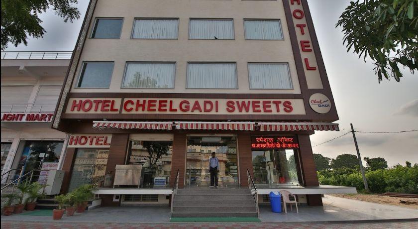 Hotel Cheelgadi in Jaipur