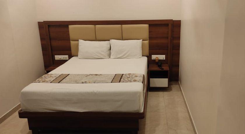 Hotel Dream Inn in Thane