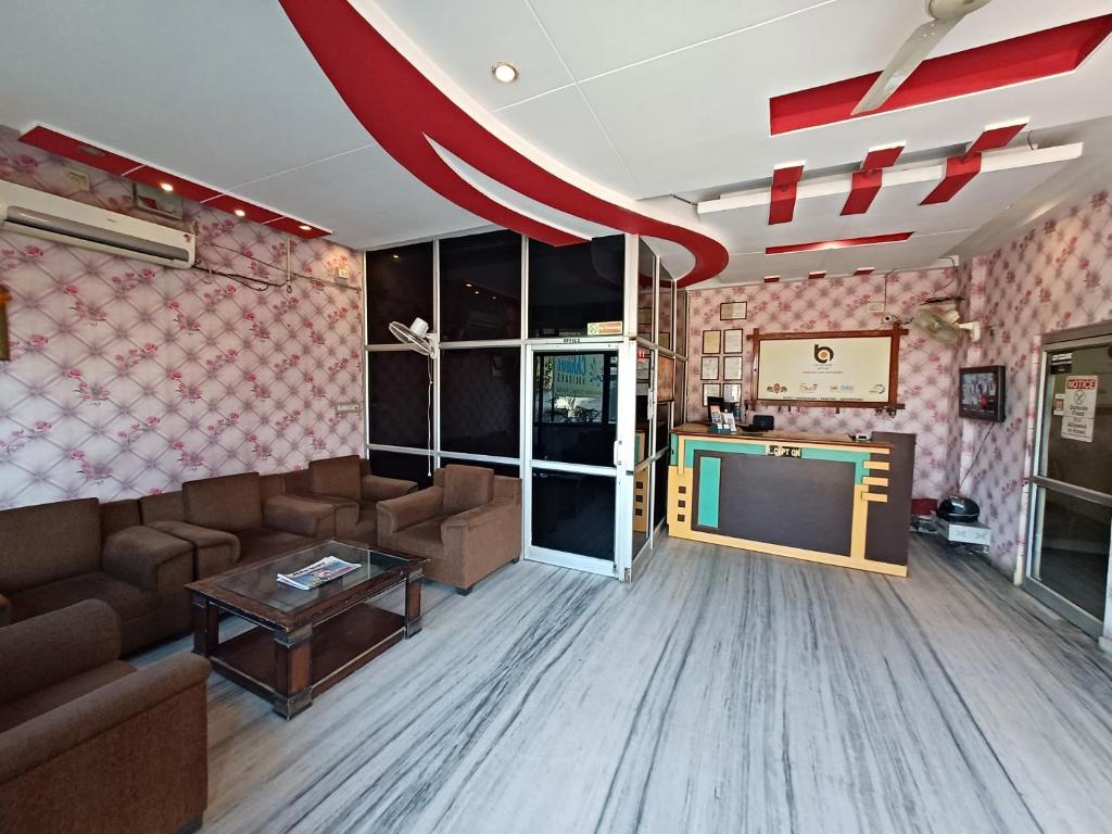 Hotel Chhavi Holidays in Jaipur