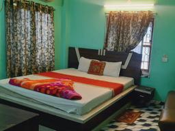 Hotel Raj in Kolkata
