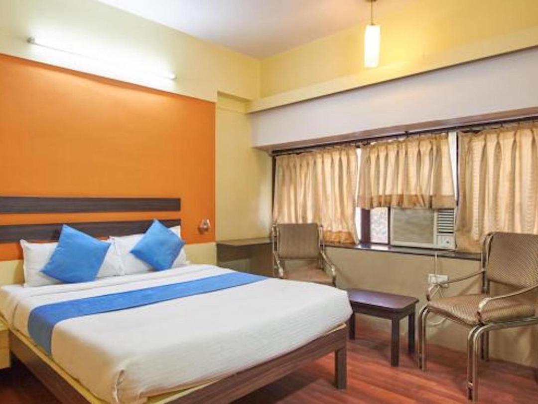 Hotel Golden Palace in Mumbai