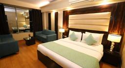 Hotel Palm Grand in Delhi