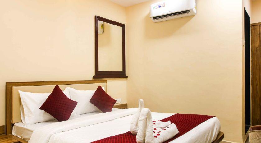 Hotel Golden Lake in Mumbai