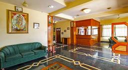 Hotel Indore Palace in Shirdi