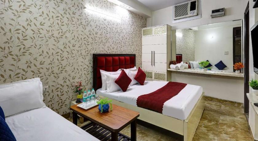 Hotel Nancy Deluxe in Delhi