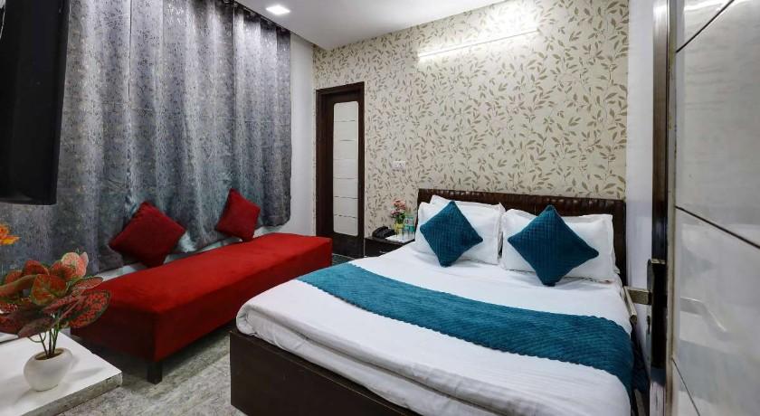 Hotel Nancy Deluxe in Delhi