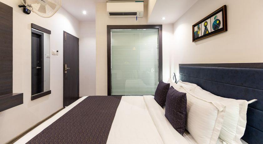 Hotel Larmont Luxury in Mumbai