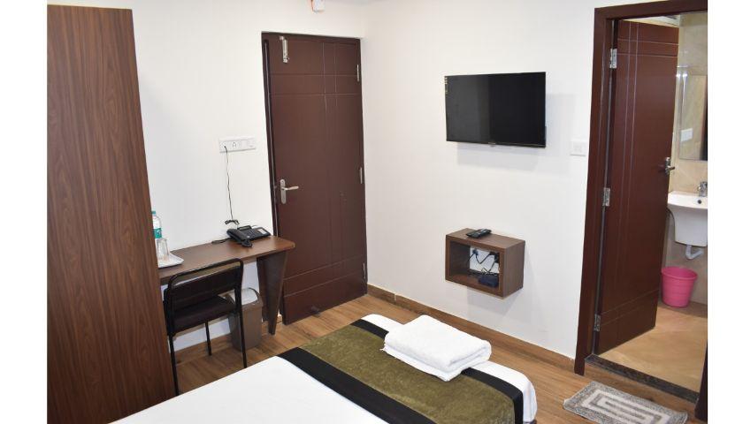 Hotel Symphony Suites in Bangalore
