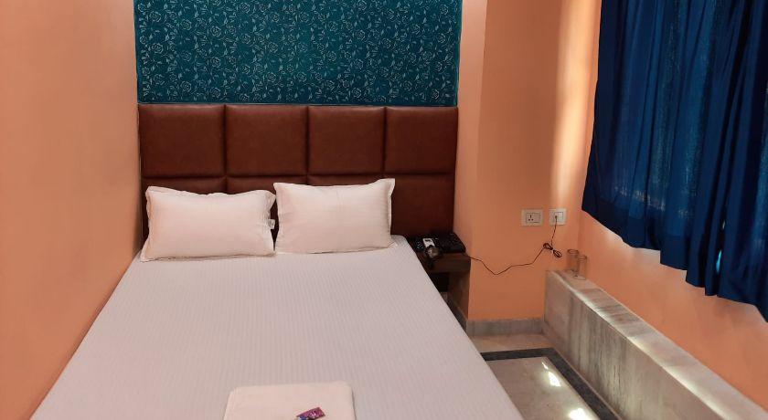 Crystal Inn Guest House in Kolkata