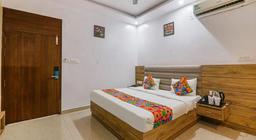 Hotel Cristelia in Lucknow