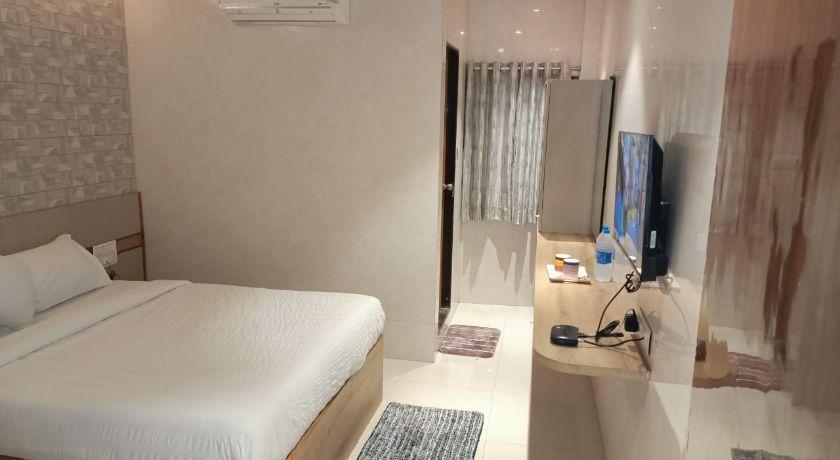 Hotel Eastern Plaza in Mumbai