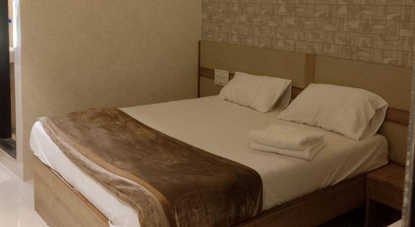 Hotel Eastern Plaza in Mumbai