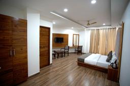 Hotel Sunroof in Zirakpur