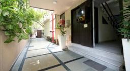 Niksen Hotel's At Saket in Delhi