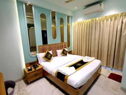 Hotel AR Inn in Mumbai