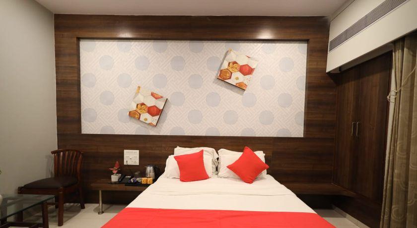Sai Shree Hotel in Shirdi
