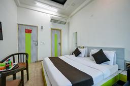 Hotel Cladis in Noida