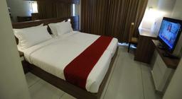 Hotel Palmyra Grand Inn in Kochi