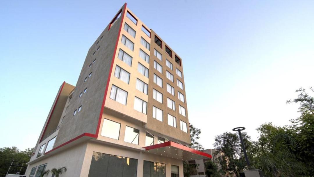 7 Apple Hotel Tonk Road in Jaipur