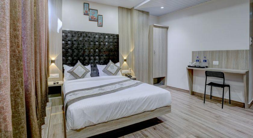 Hotel Arts International in Mumbai