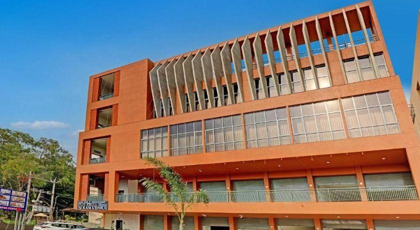 Hotel Rama Inn in Anand