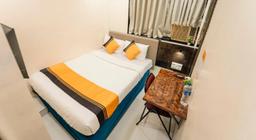 Hotel Bindra Elite in Mumbai