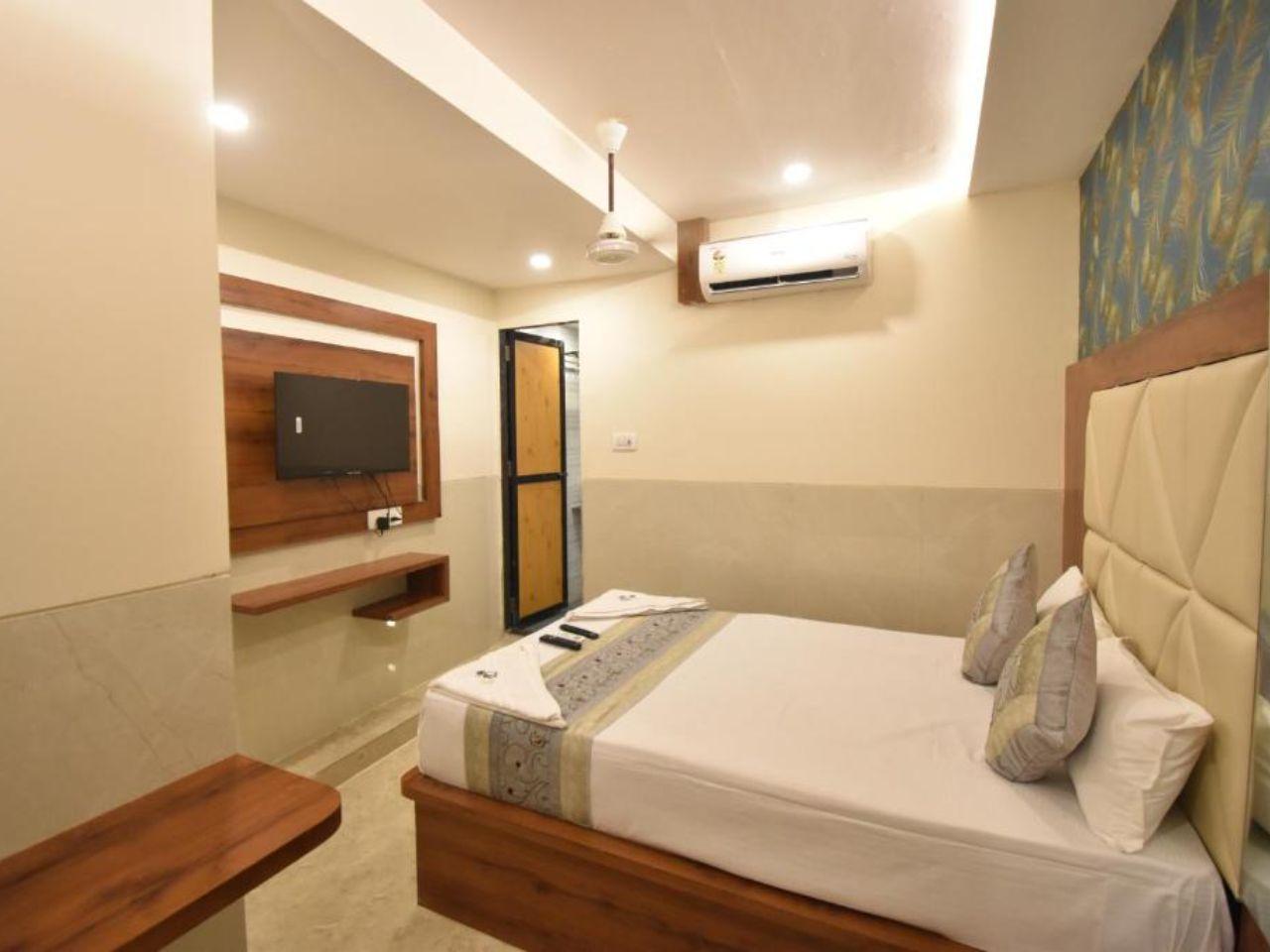 Hotel Dream Palace Residency in Mumbai