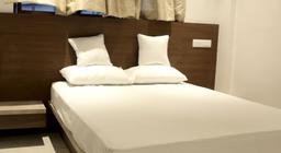Hotel Majestic in Thane