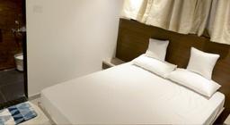 Hotel Majestic in Thane