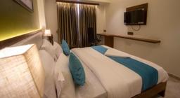 Hotel Monarch Guestline in Pune