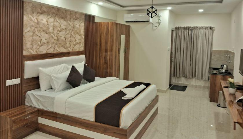 Hotel Orchid Inn in Bangalore