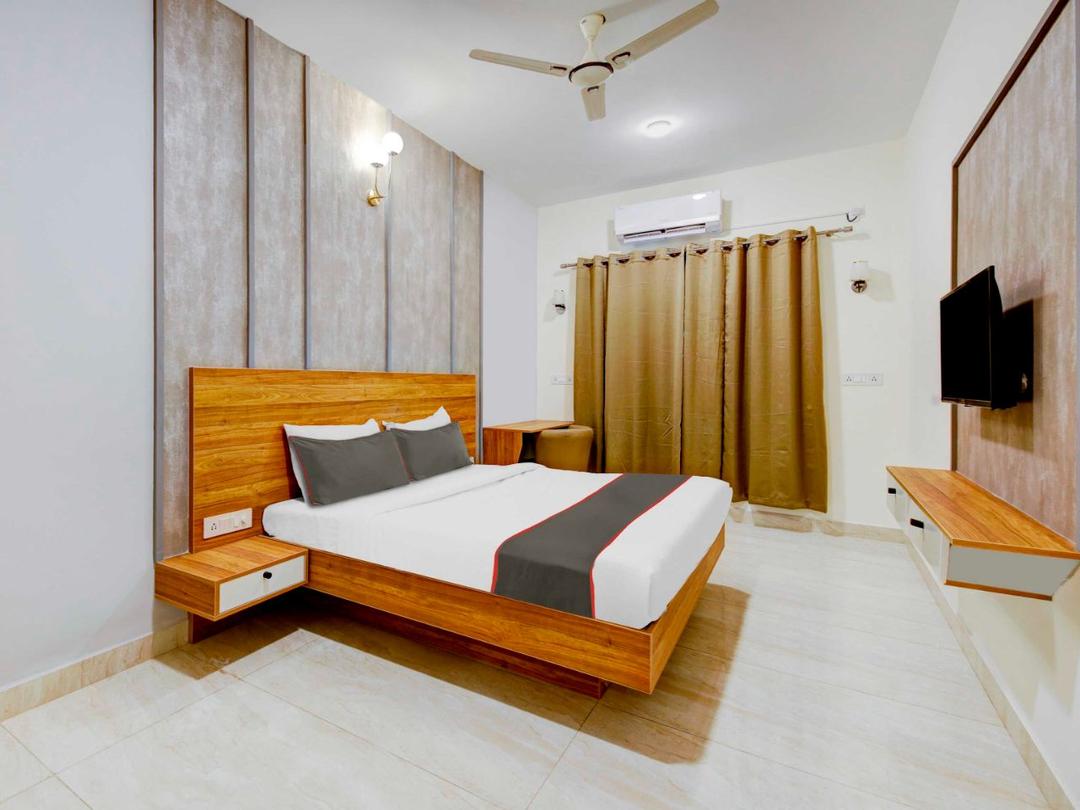 Hotel Royal Suites in Bangalore