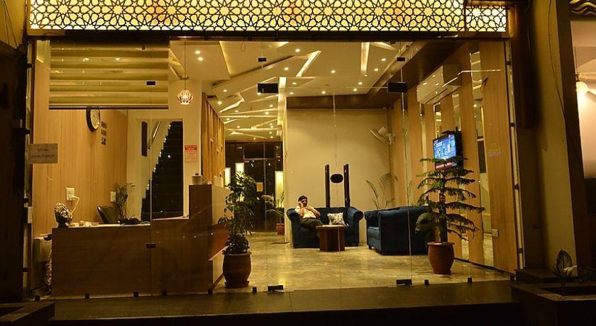 Hotel JP Vista in Zirakpur