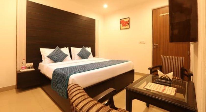 Hotel Devrana in Delhi