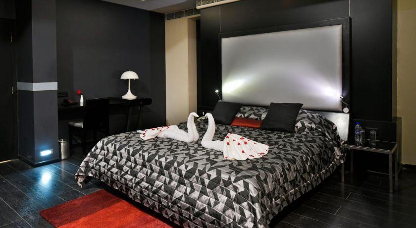 Premier Tamanna Hotel in Pune