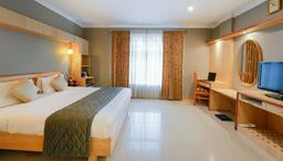 Cross Roads Inn in Bangalore